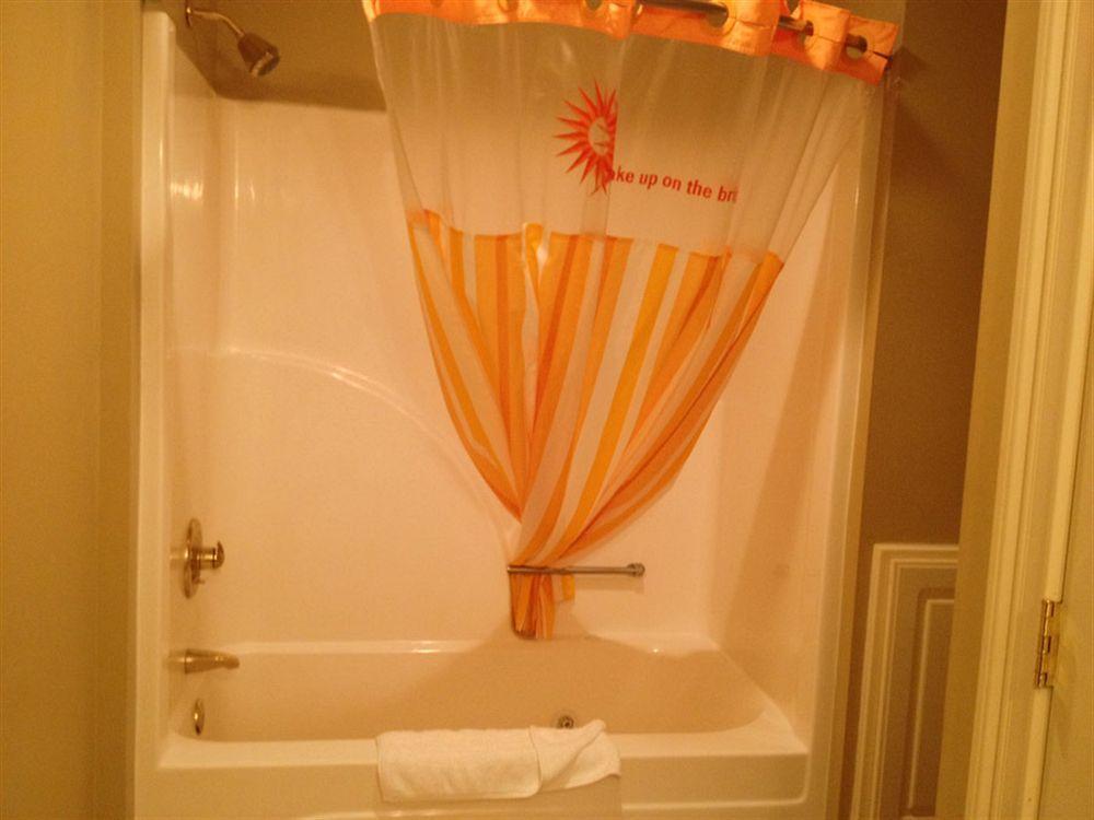 Winton Inn & Suites バーンウェル エクステリア 写真