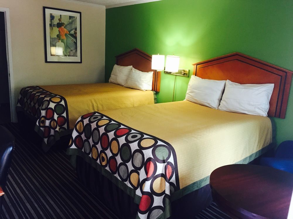 Winton Inn & Suites バーンウェル エクステリア 写真