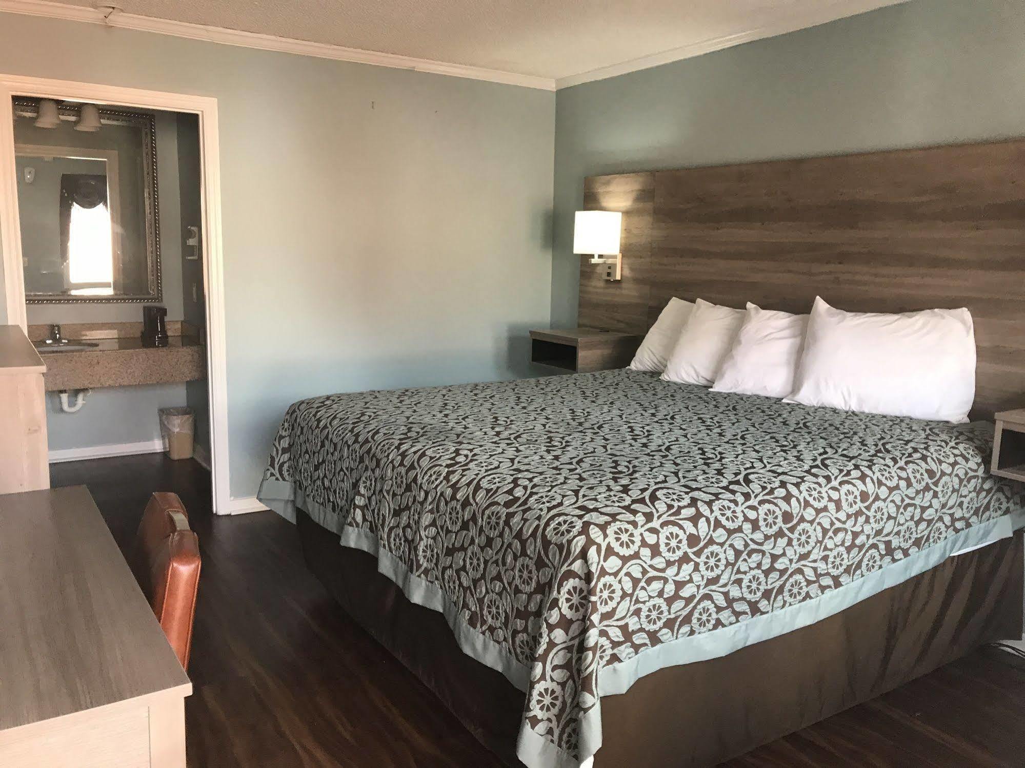Winton Inn & Suites バーンウェル エクステリア 写真